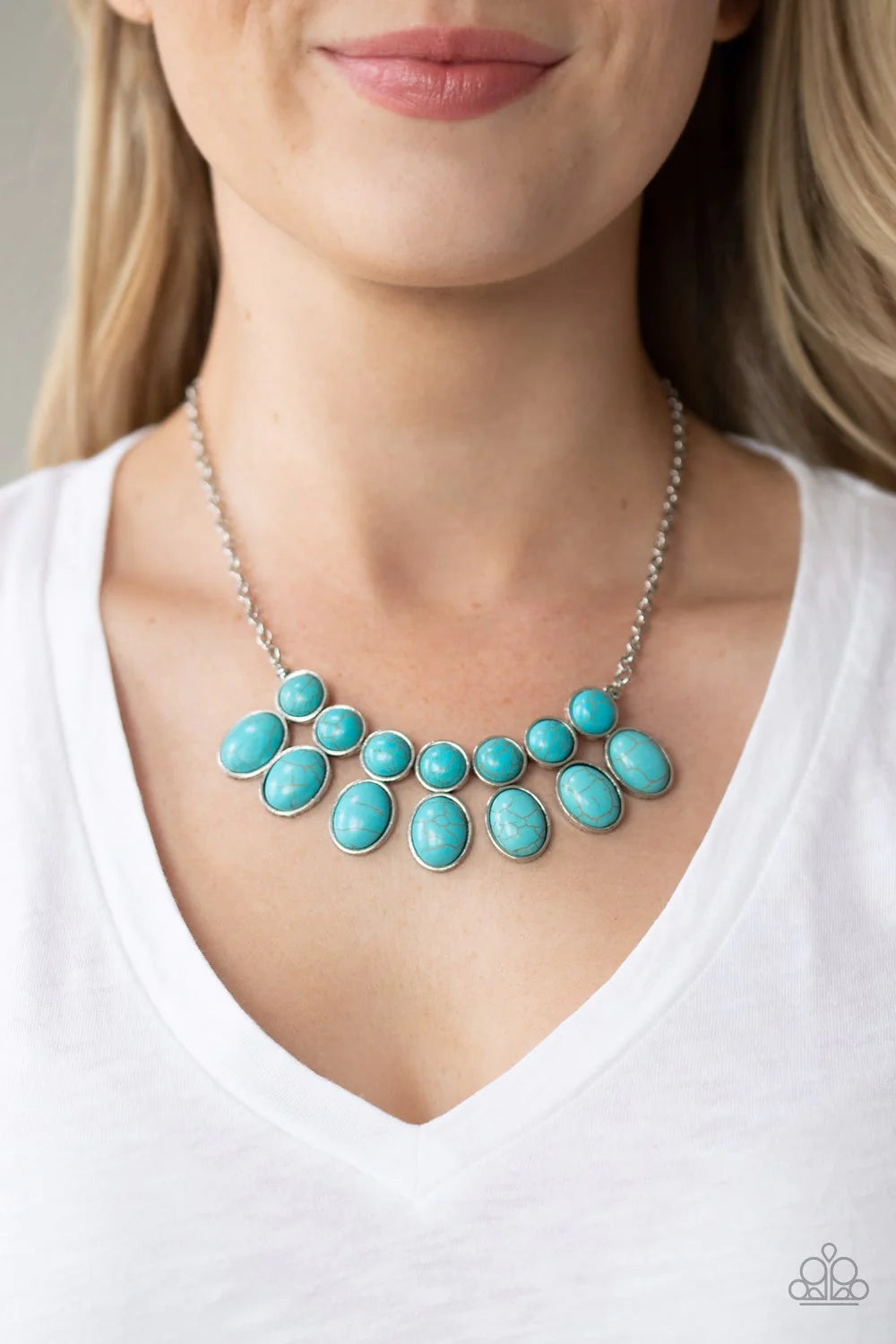 Paparazzi silver and on sale turquoise necklace