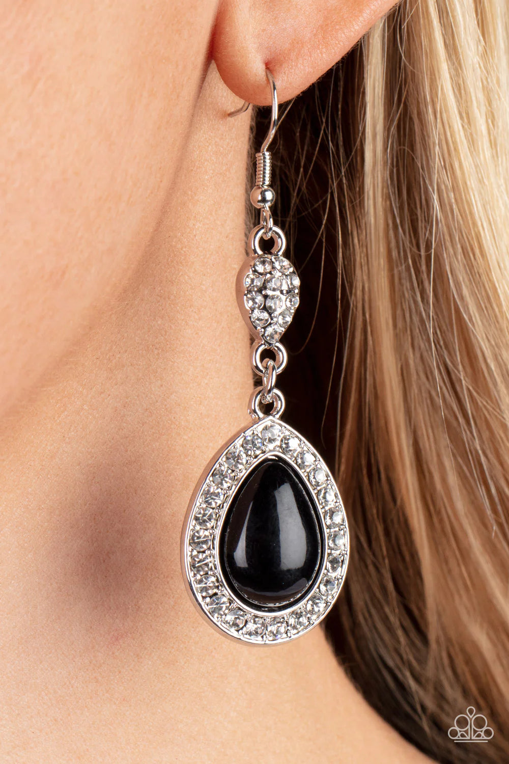 Elite Elegance - Black Earrings - Paparazzi Accessories - Alies Bling Bar