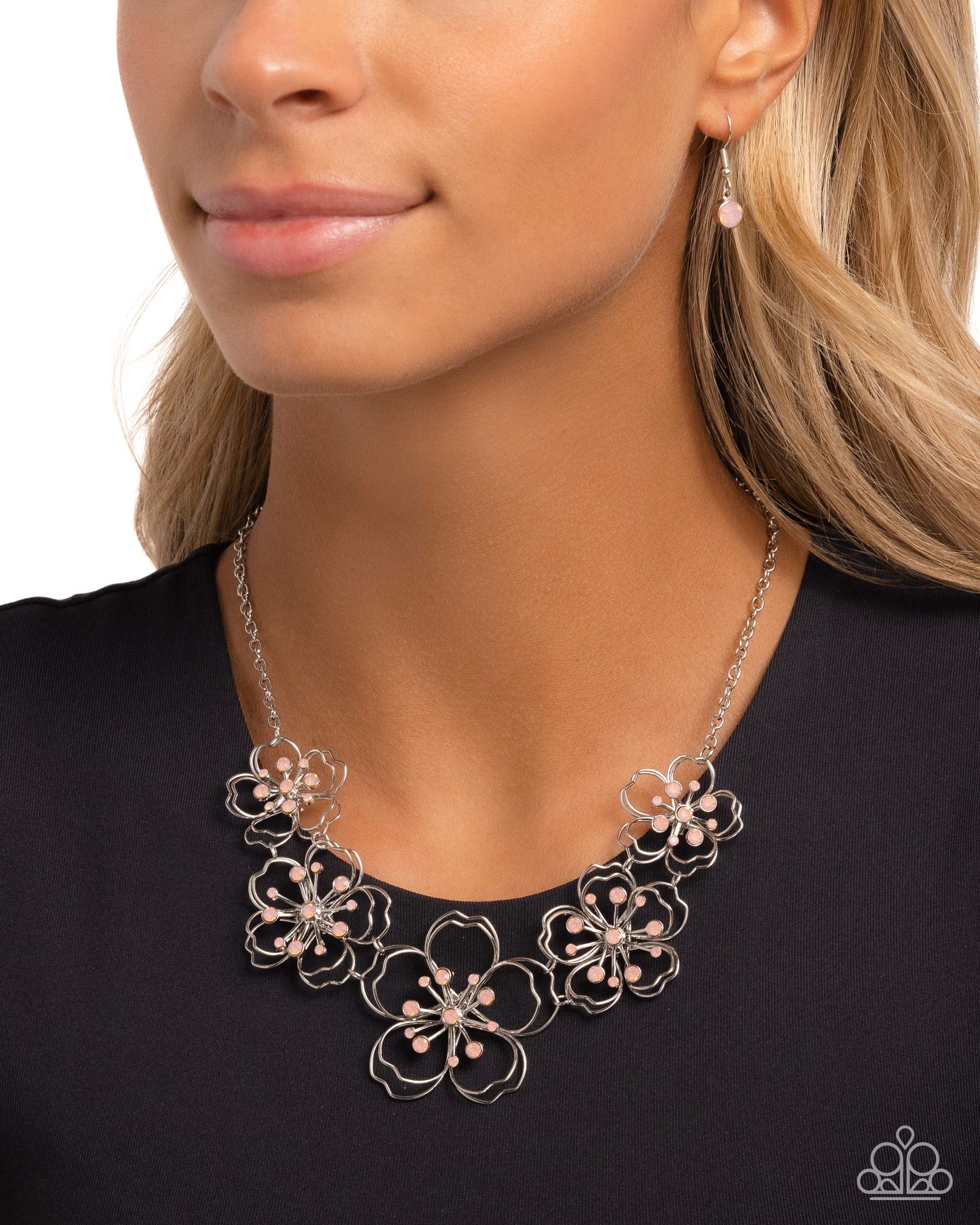 Wiry Wallflowers - Pink Necklace - Paparazzi Accessories - Alies Bling Bar