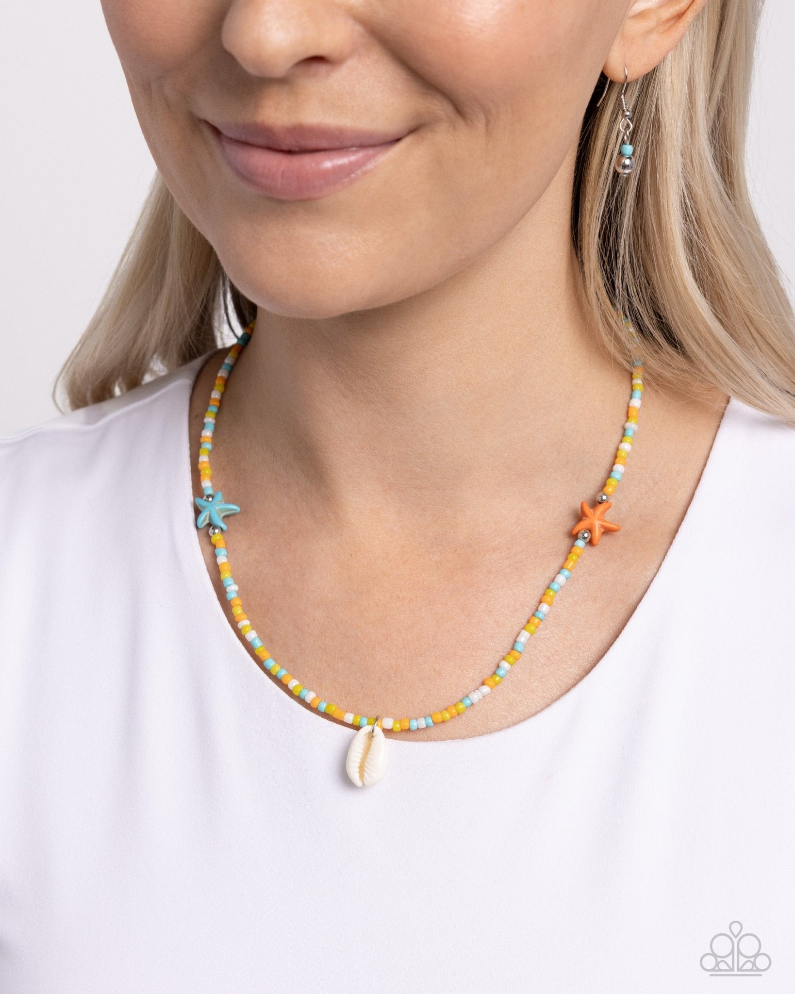 Beachside Beauty - Multi Necklace - Paparazzi Accessories - Alies Bling Bar