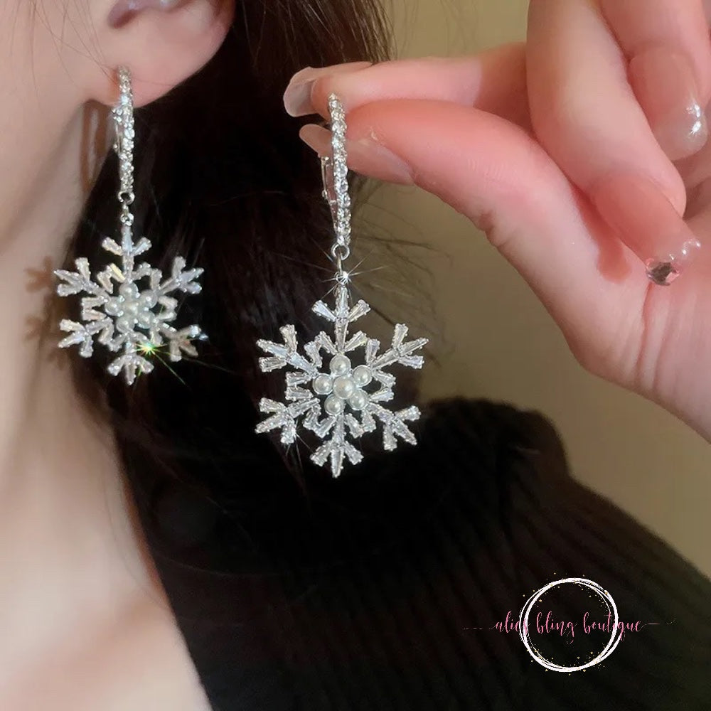 Snowflake Kisses - Earrings Silver - Alies Bling Bar