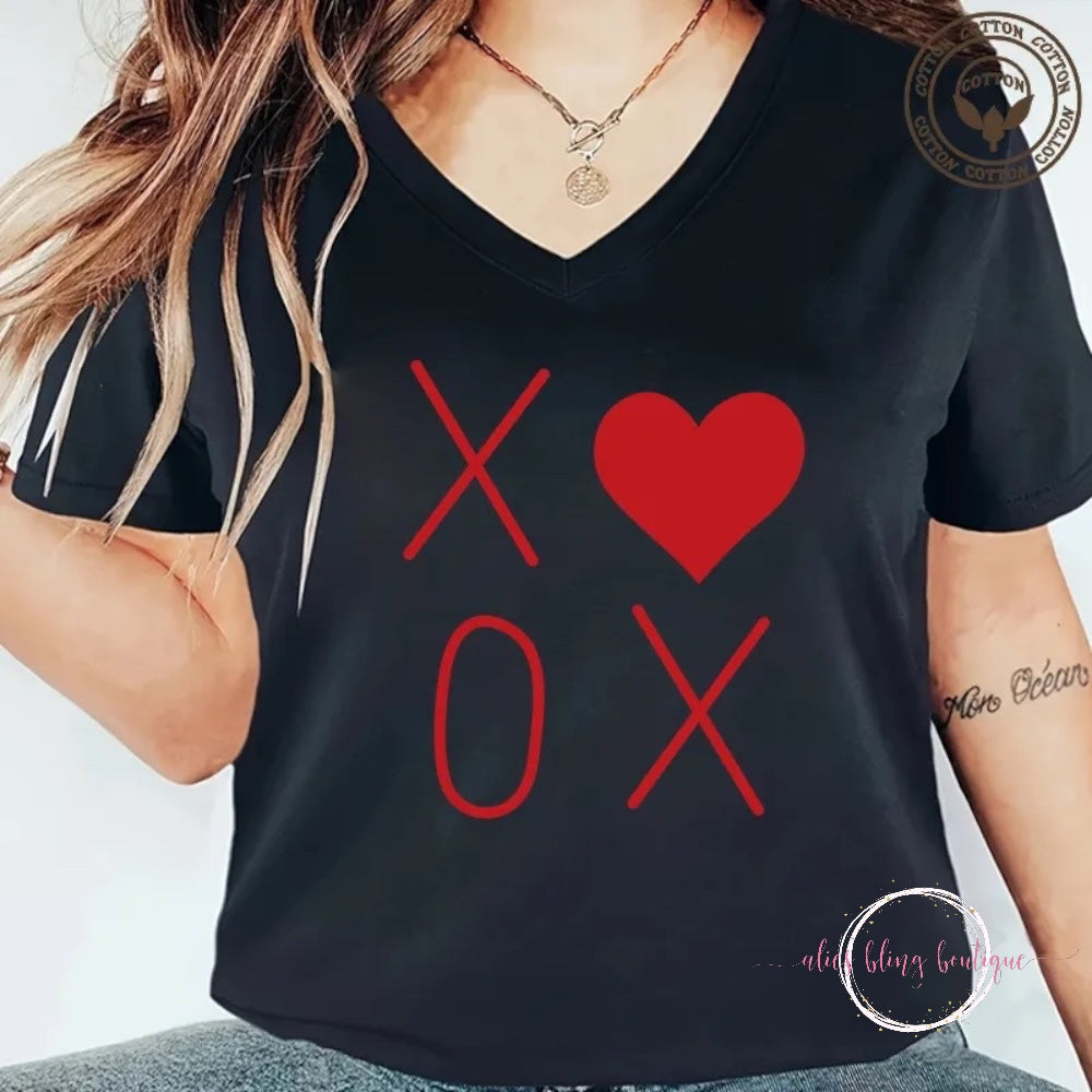 Black XOXO Tee - Alies Bling Bar