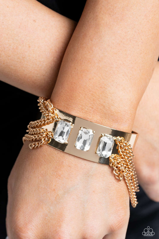 CHAIN Showers - Gold Bracelet - Paparazzi Accessories - Alies Bling Bar