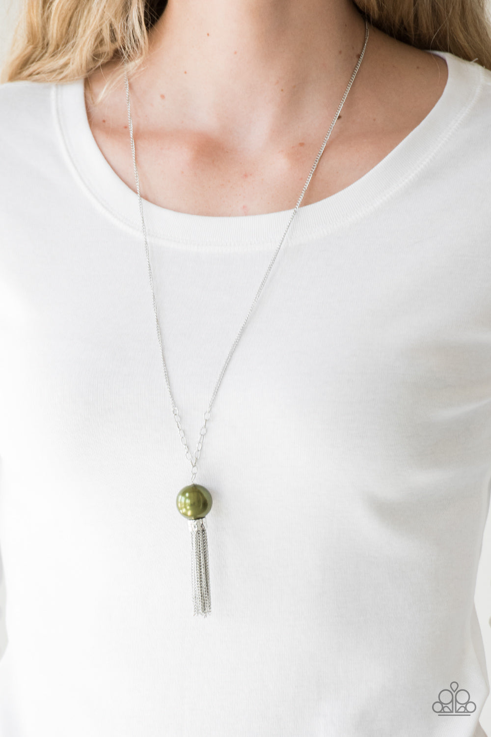 Paparazzi Belle Of The BALLROOM - Green Pearl Tassel Necklace - Aliesblingbar