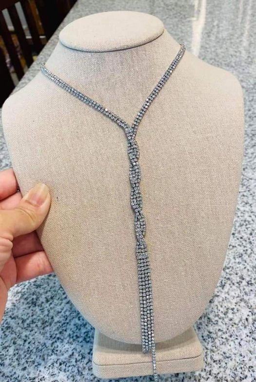 Impressively Icy - White Necklace - Life of the Party Exclusive March 2022