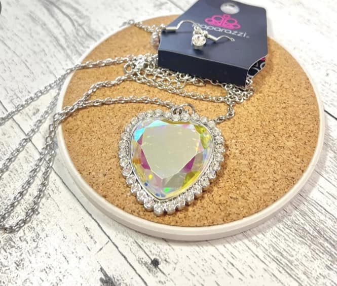 Prismaticlly Twitterpated - Iridescent Heart Necklace - Paparazzi Accessories - Alies Bling Bar