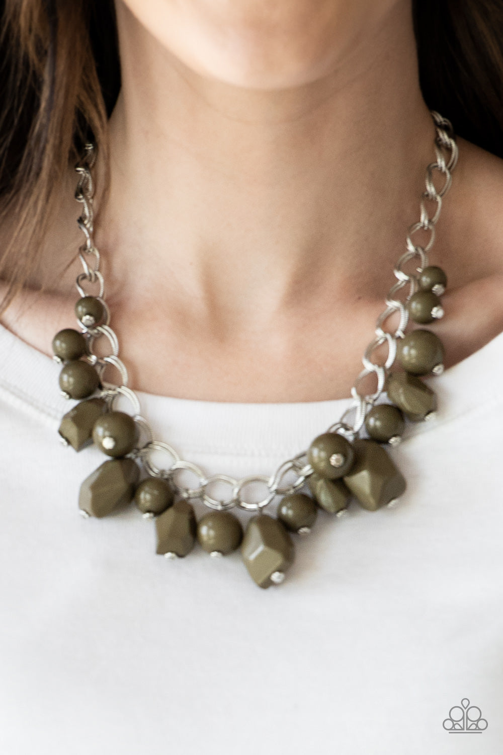 Paparazzi Accessories - Gorgeously Globetrotter - Green Necklace - Alies Bling Bar
