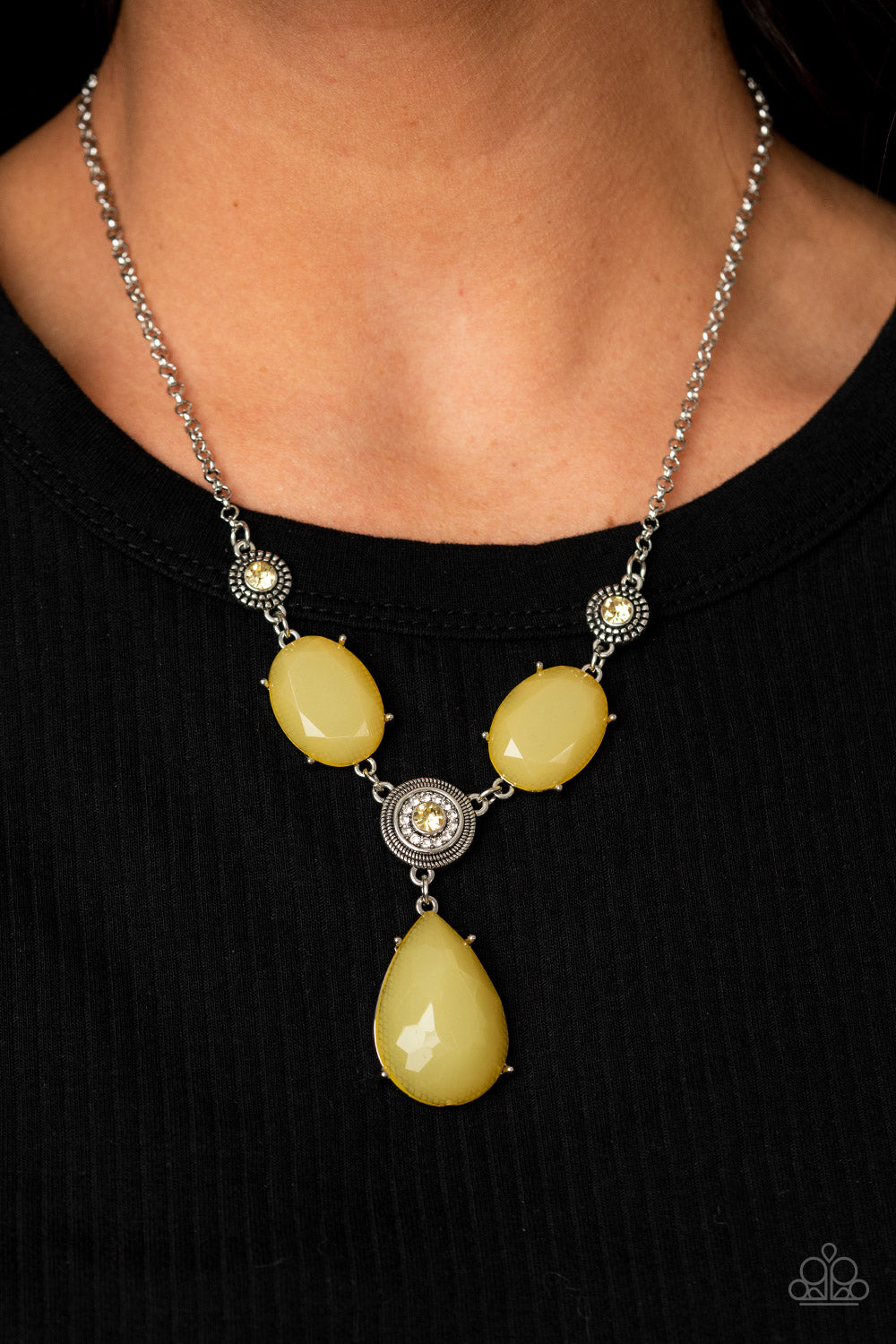 Paparazzi - Heirloom Hideaway - Yellow Necklace - Alies Bling Bar