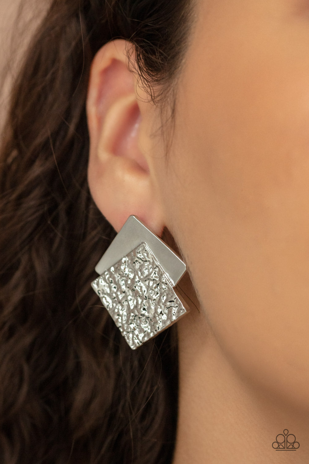 Paparazzi- Square With Style - Silver Earrings - Alies Bling Bar