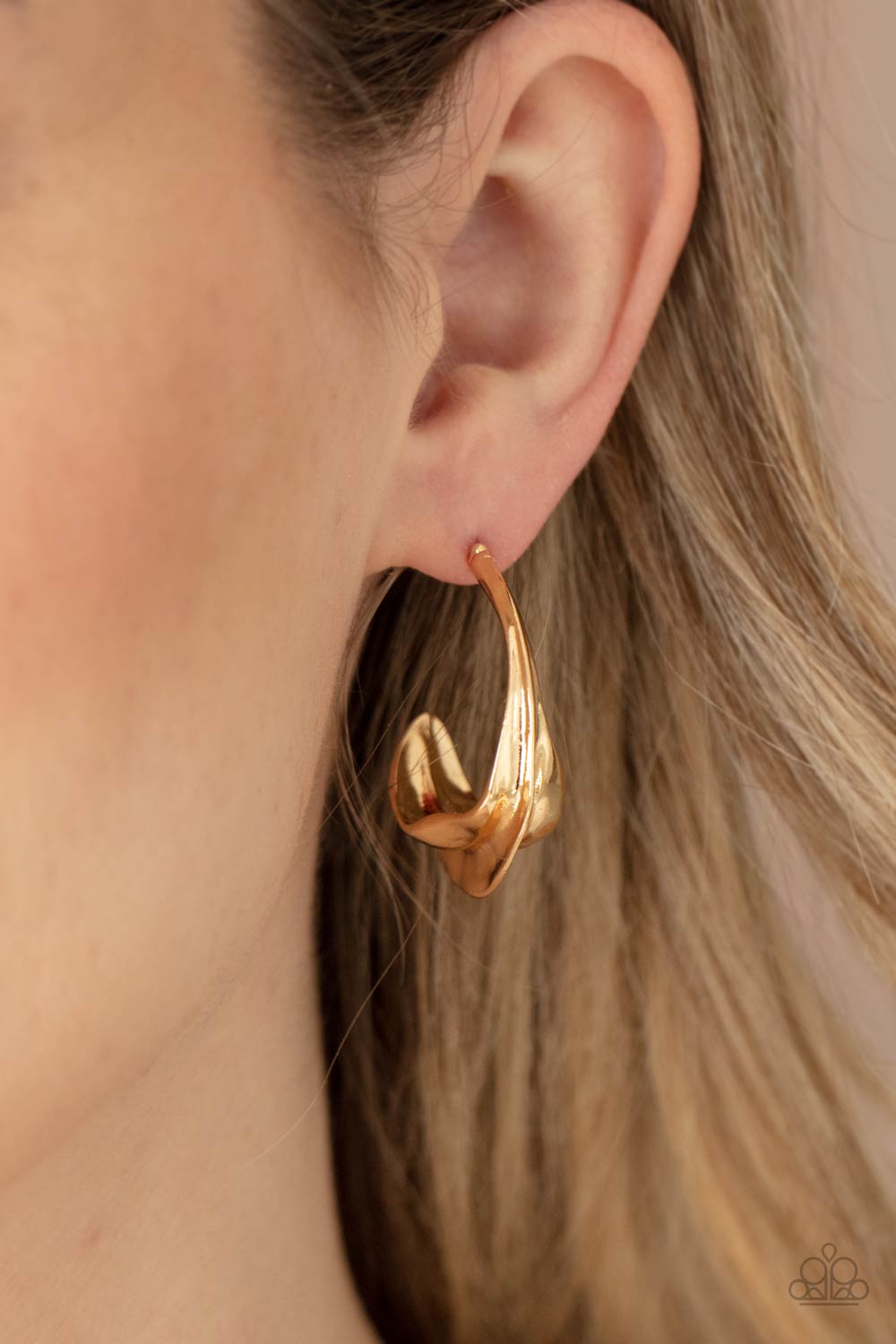 Paparazzi - Modern Meltdown - Gold Earrings - Alies Bling Bar