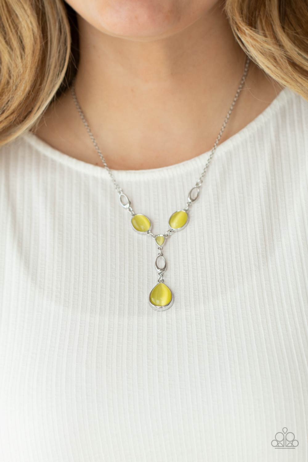 Paparazzi - Ritzy Refinement - Yellow Necklace - Alies Bling Bar