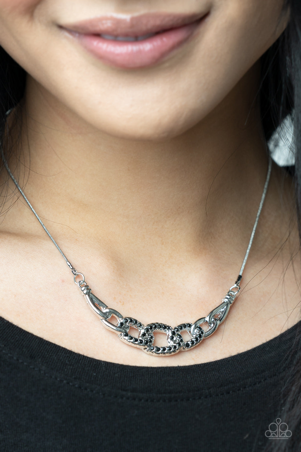 Paparazzi - KNOT In Love - Black Necklace - Alies Bling Bar