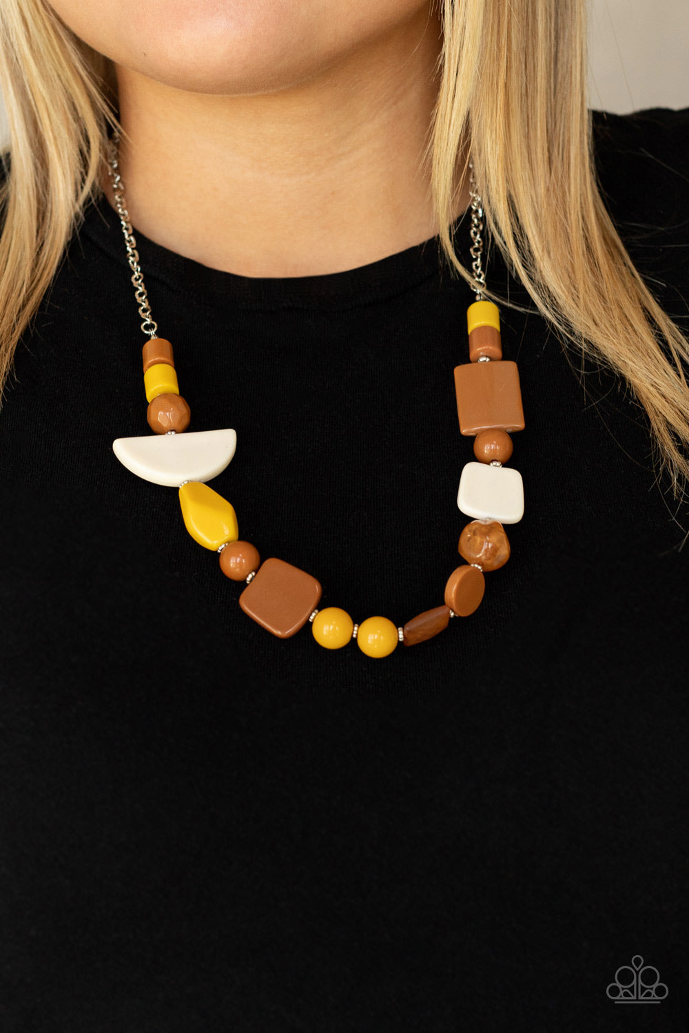 Tranquil Trendsetter - Yellow Necklace- Paparazzi Accessories - Alies Bling Bar