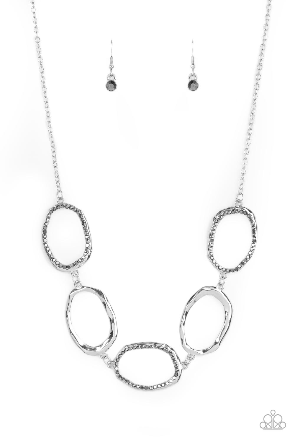 Paparazzi -Gritty Go-Getter - Silver Necklace