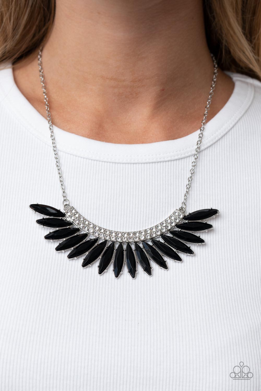 Paparazzi - Flauntable Flamboyance - Black Necklace - Alies Bling Bar