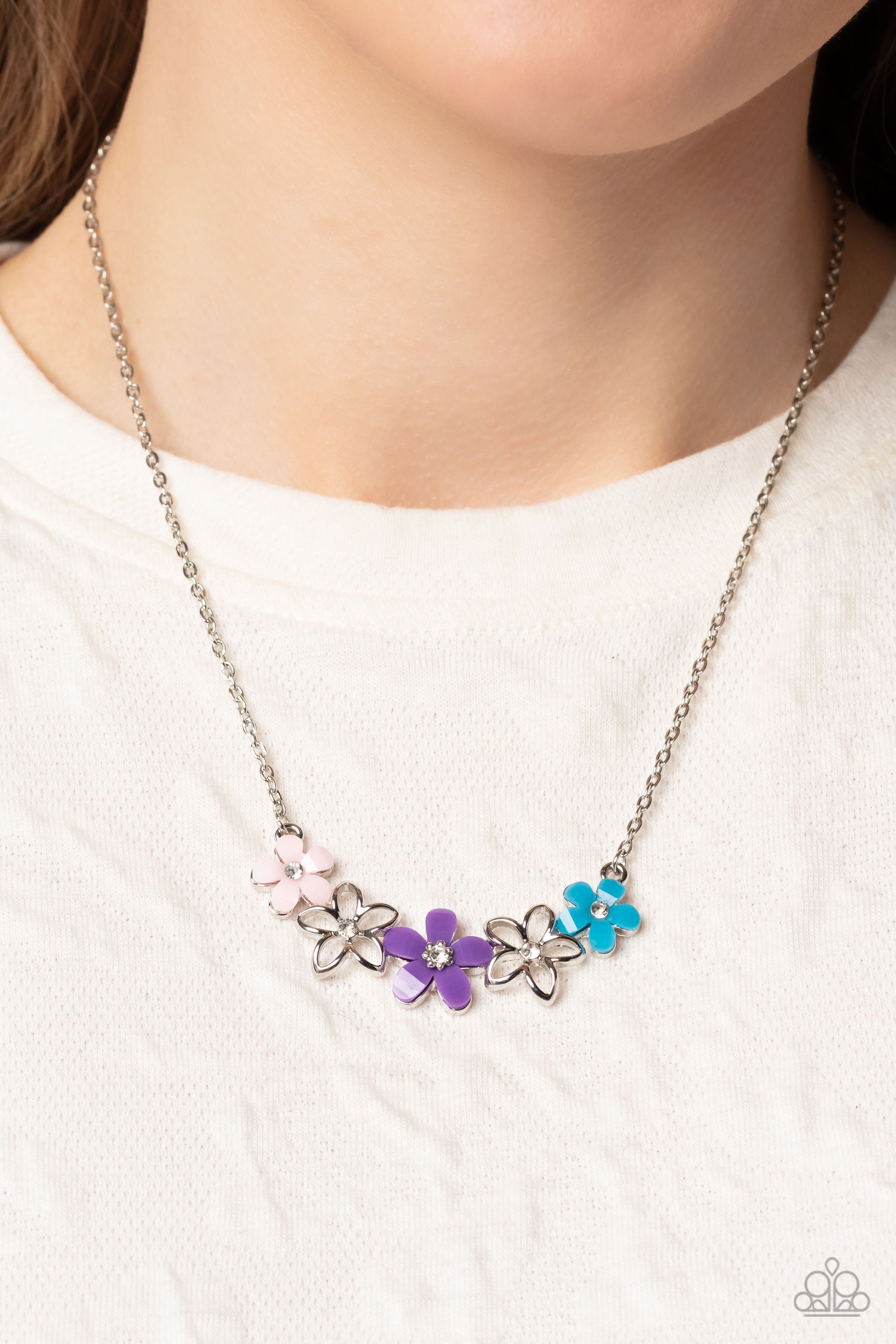 Paparazzi Necklace ~ Flirtatiously Flashy - Purple – Paparazzi Jewelry |  Online Store | DebsJewelryShop.com