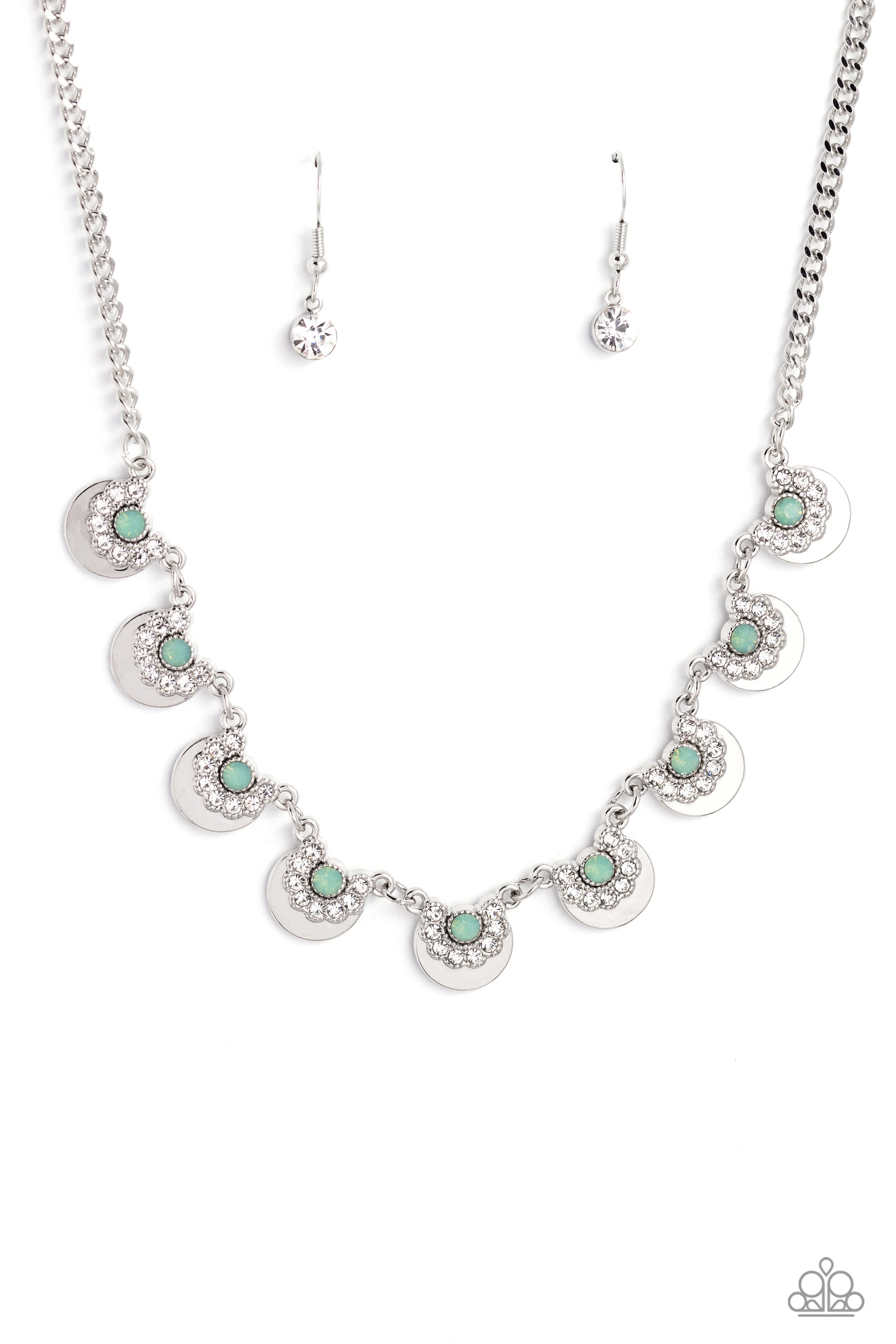 Grandiose Grace - Green Necklace - Paparazzi Accessories - Alies Bling Bar