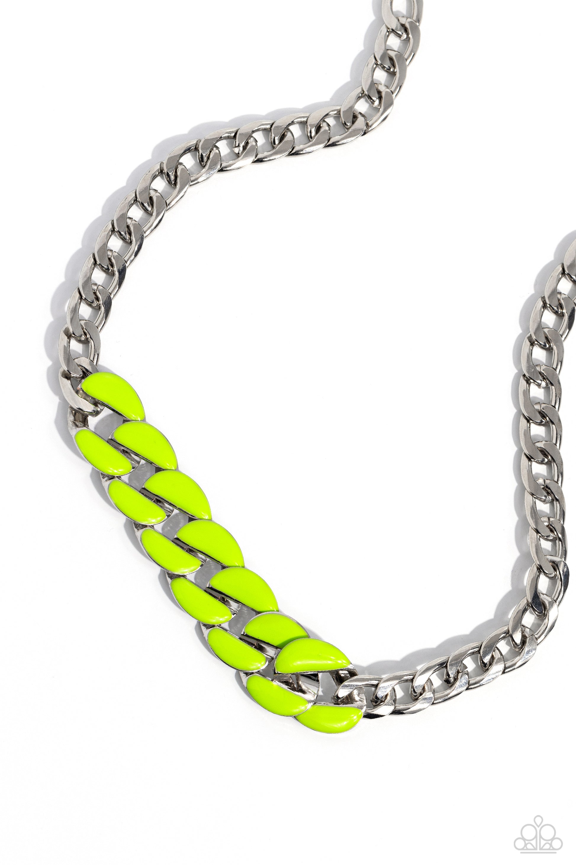 CURB Craze - Green Necklace - Paparazzi Accessories - Alies Bling Bar