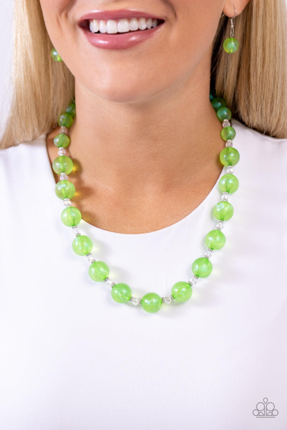 Timelessly Tantalizing - Green Necklace - Paparazzi Accessories - Alies Bling Bar