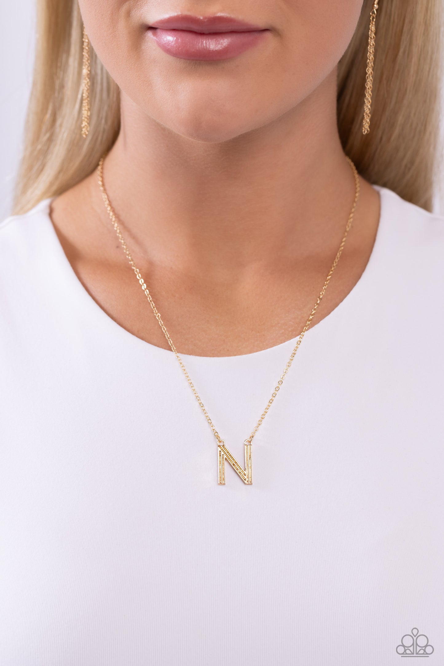 Leave Your Initials - Gold - N Necklace- Paparazzi Accessories - Alies Bling Bar