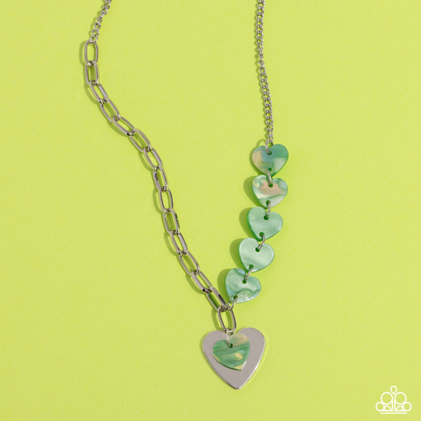 HEART Of The Movement - Green Necklace  - Paparazzi Accessories - Alies Bling Bar