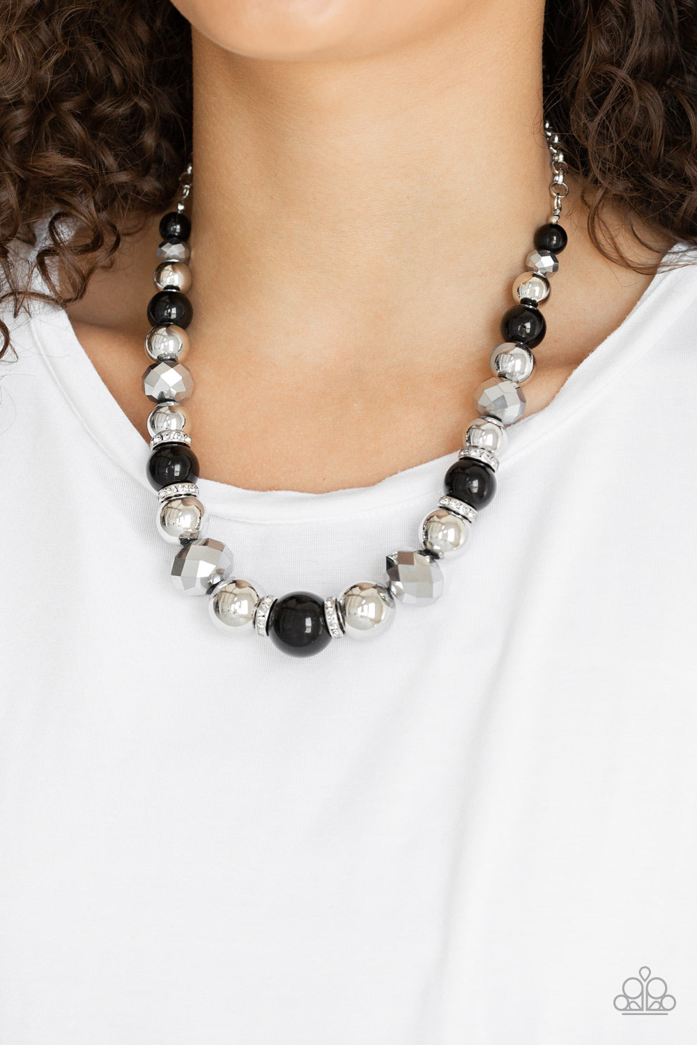 Paparazzi Accessories - Weekend Party - Black Necklace - Alies Bling Bar
