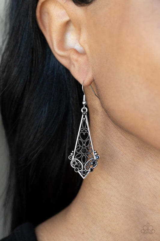 Paparazzi - Casablanca Charisma - Black Earrings - Alies Bling Bar